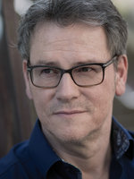 Oliver Bottini